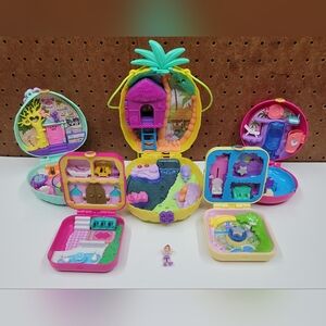 Polly Pocket compact playset bundle